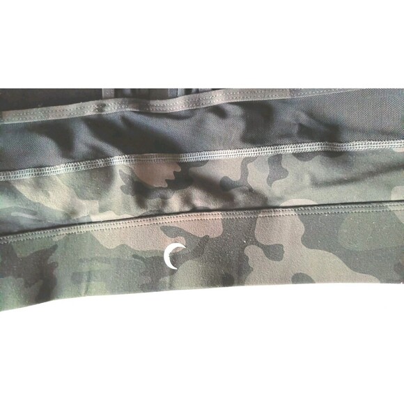 Zyia Sports Bra Size XL Black Camouflage Zip Back Padded Wireless Racerback - Picture 6 of 7